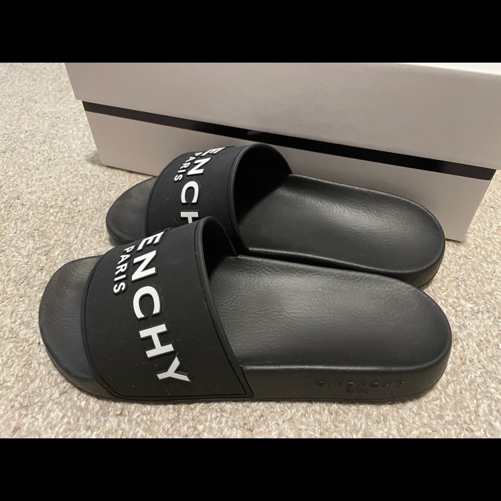 COPY - Givenchy pool slides